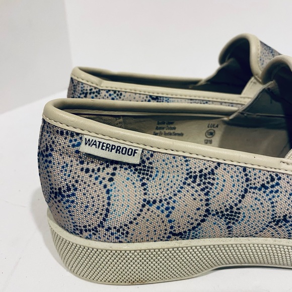 New Cougar Women's Waterproof LULA Shoes Beige Blue Dots Circles Sz 10 - Picture 4 of 10